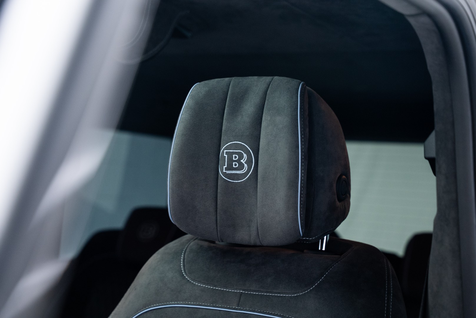 2022 BRABUS 900 ROCKET EDITION. EXCELLENT CONDITIONS.